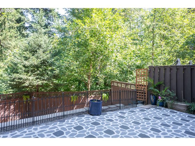 14027 TRAVELER Rd, Oregon City, OR 97045