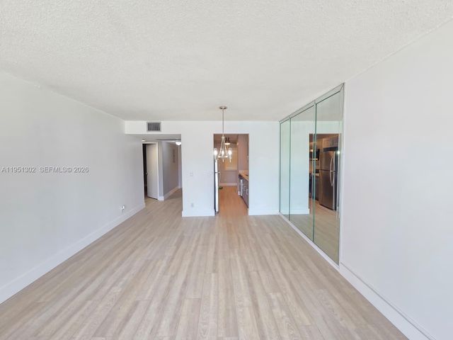 1401 SW 128th Terrace 304H, Pembroke Pines, FL 33027