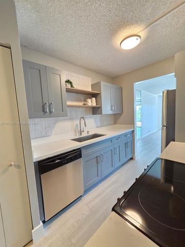 1401 SW 128th Terrace 304H, Pembroke Pines, FL 33027