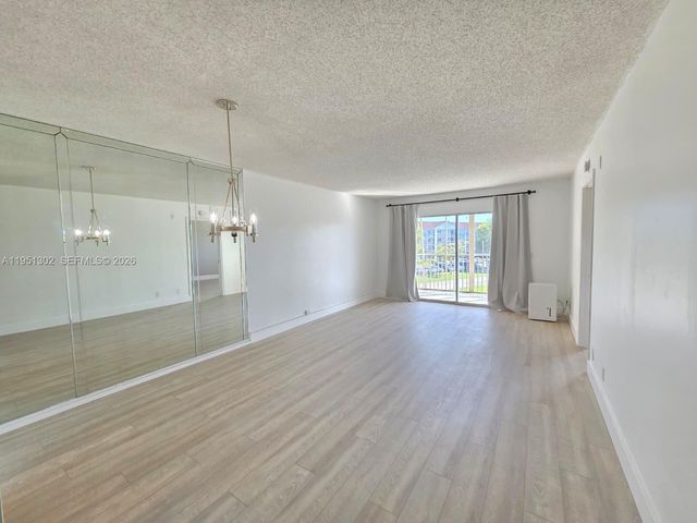 1401 SW 128th Terrace 304H, Pembroke Pines, FL 33027