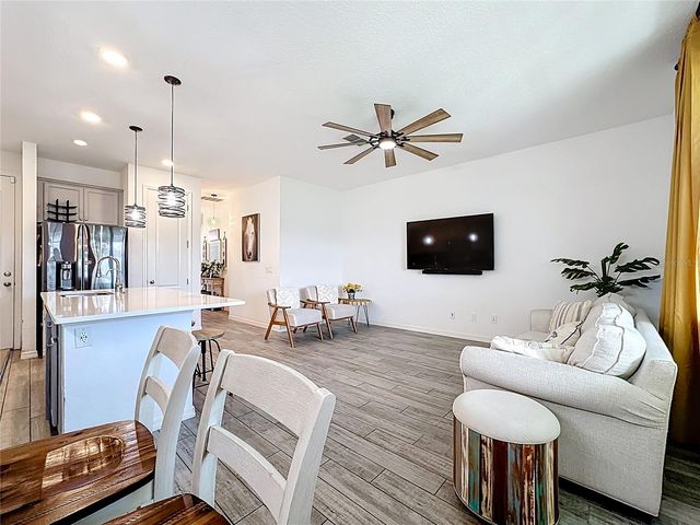 721 BENOI DR, Davenport, FL 33896