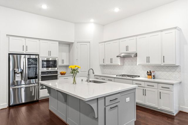 15110 Mahogany Trail, Conroe, TX 77302