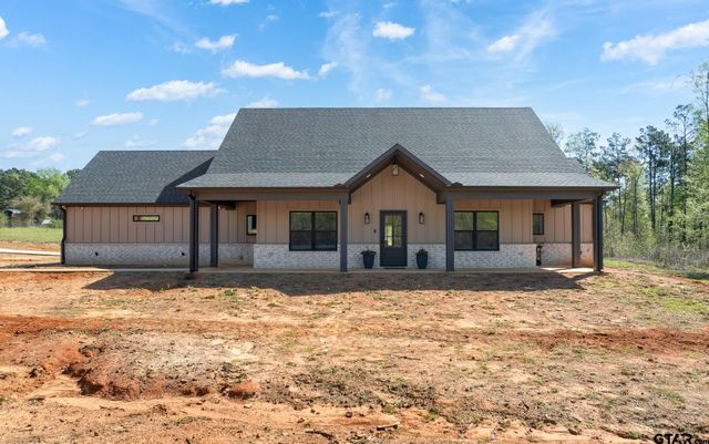 876 County Road 4120, Jacksonville, TX 75766