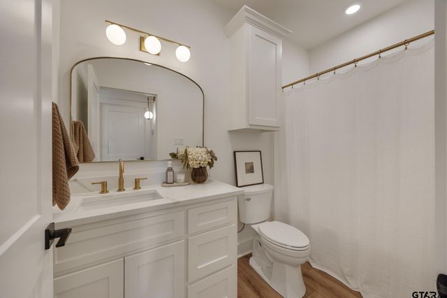 876 County Road 4120, Jacksonville, TX 75766