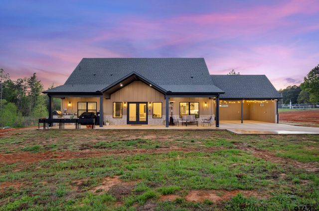 876 County Road 4120, Jacksonville, TX 75766