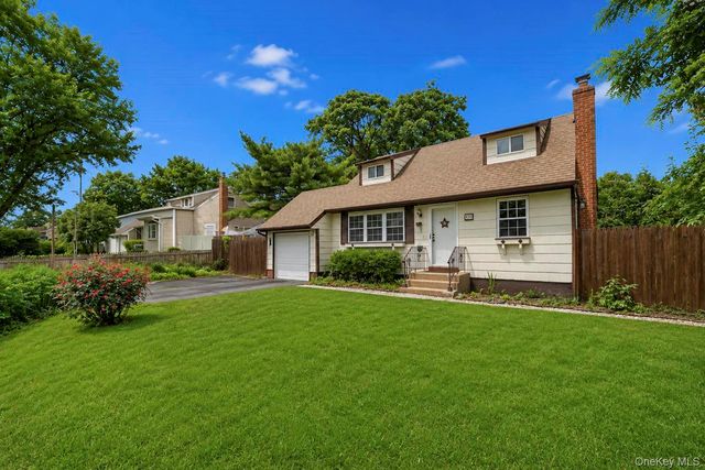 491 Smith Street, Central Islip, NY 11722
