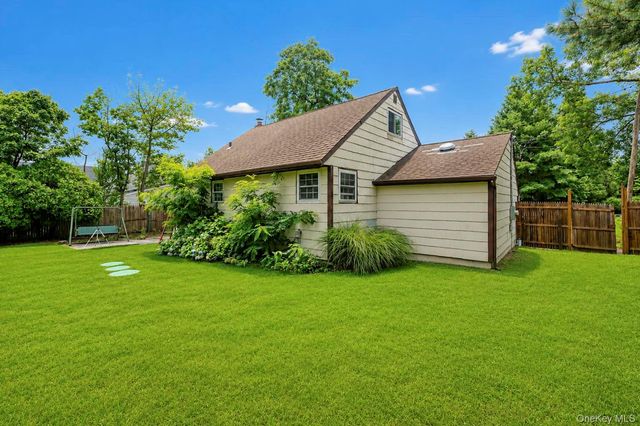 491 Smith Street, Central Islip, NY 11722