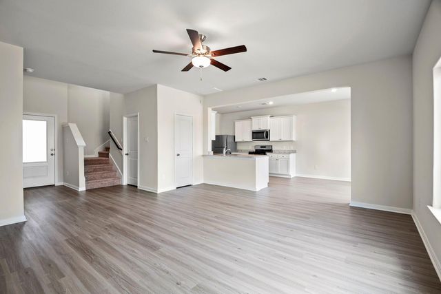 316 Kingston Way, Waller, TX 77484