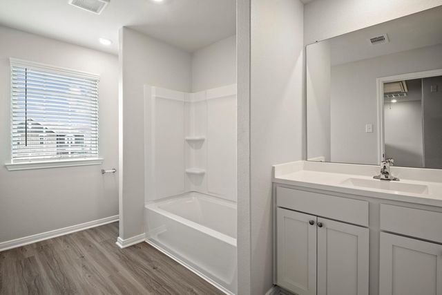 316 Kingston Way, Waller, TX 77484