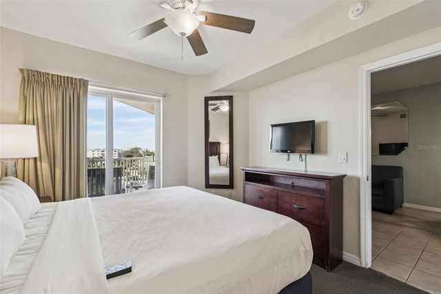 12000 GULF BOULEVARD 604N, St Petersburg, FL 33706