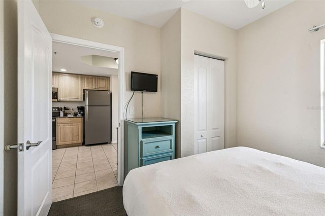 12000 GULF BOULEVARD 604N, St Petersburg, FL 33706