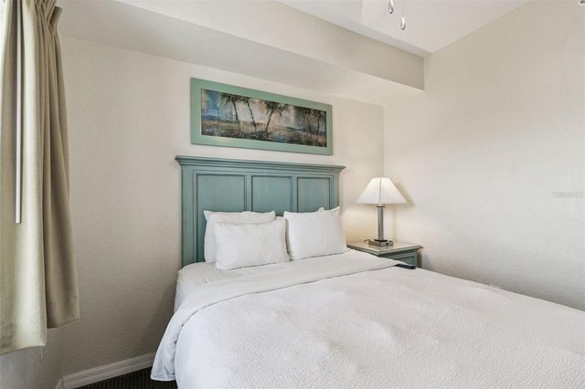 12000 GULF BOULEVARD 604N, St Petersburg, FL 33706