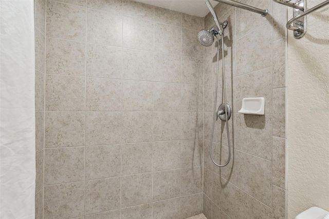 12000 GULF BOULEVARD 604N, St Petersburg, FL 33706