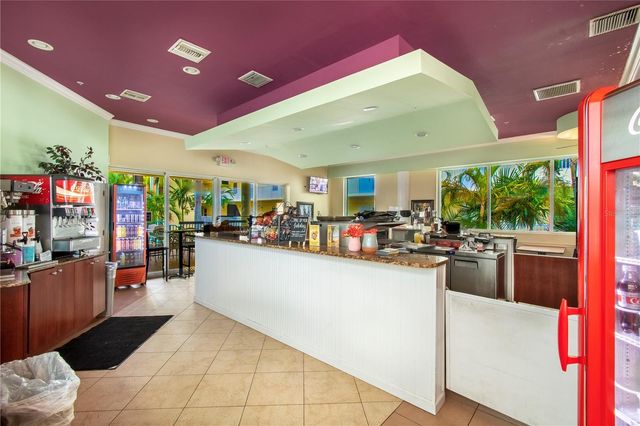 12000 GULF BOULEVARD 604N, St Petersburg, FL 33706