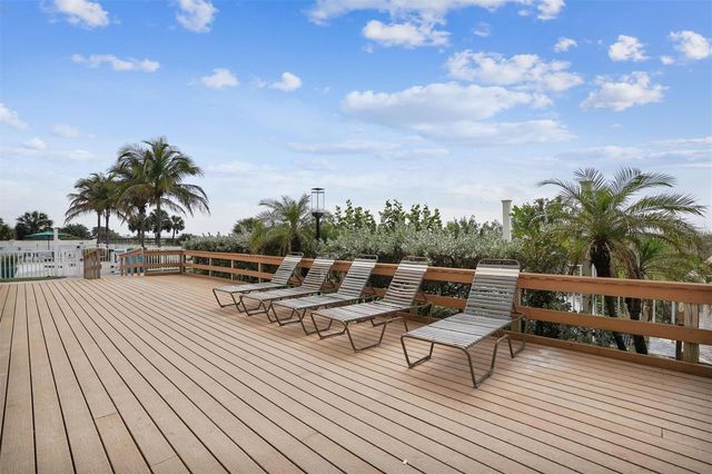 12000 GULF BOULEVARD 604N, St Petersburg, FL 33706