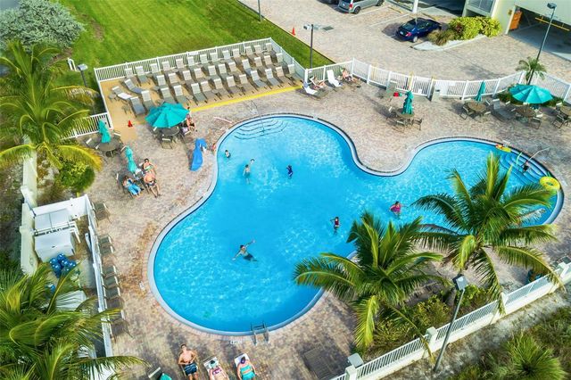 12000 GULF BOULEVARD 604N, St Petersburg, FL 33706