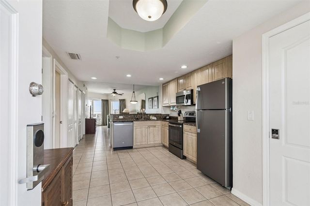 12000 GULF BOULEVARD 604N, St Petersburg, FL 33706