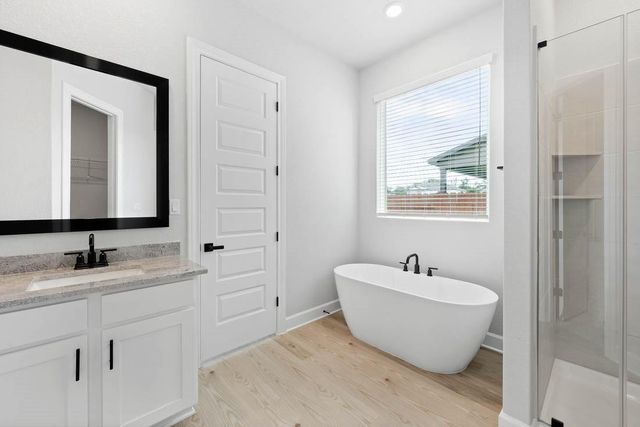 106 Nandina PATH, Bastrop, TX 78602