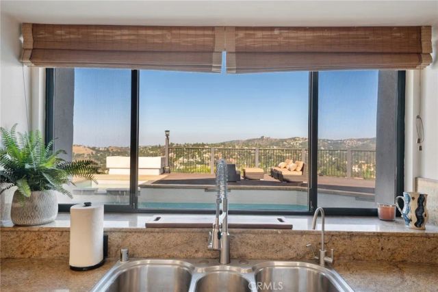4372 Park Vicente, Calabasas, CA 91302