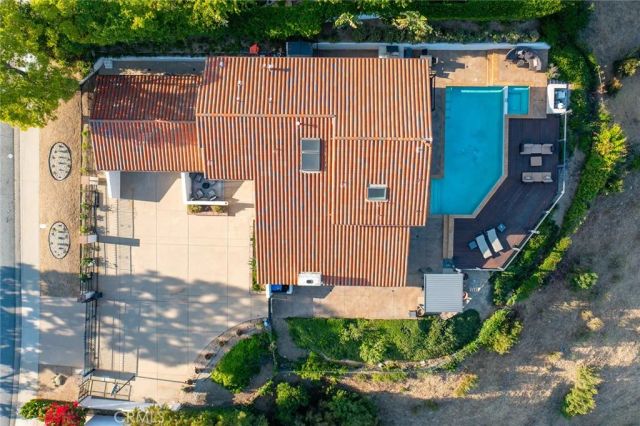 4372 Park Vicente, Calabasas, CA 91302