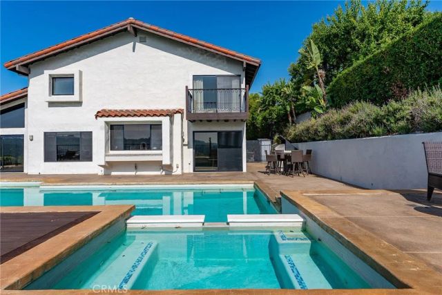 4372 Park Vicente, Calabasas, CA 91302