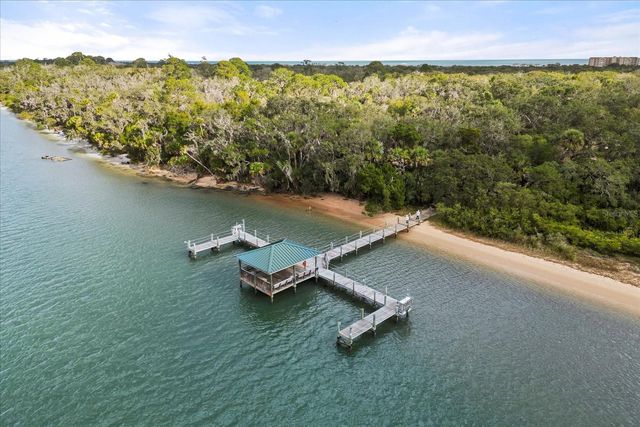 22 LOS LAGOS BOULEVARD, Palm Coast, FL 32137