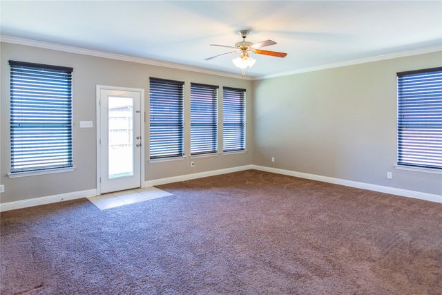 812 Goldenmist Drive, Little Elm, TX 75068
