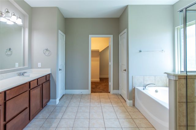 812 Goldenmist Drive, Little Elm, TX 75068