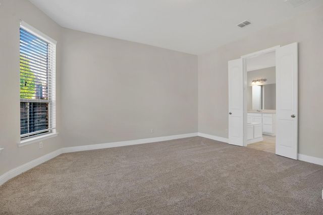 821 Field Crossing, Little Elm, TX 76227