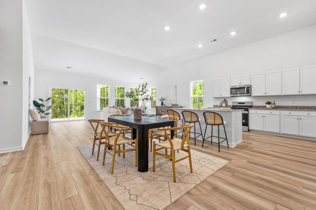 420 Sun Colony Blvd., Longs, SC 29568