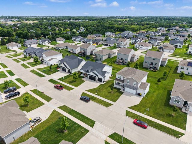 3945 Scout Trail, Waukee, IA 50263