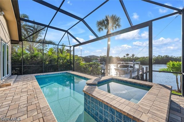 3254 Lakeview DR, Naples, FL 34112