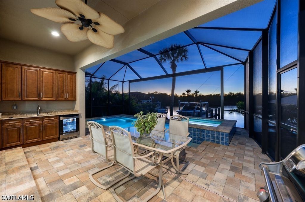 3254 Lakeview DR, Naples, FL 34112