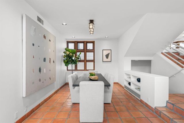 2320 Camino del Collado, La Jolla, CA 92037