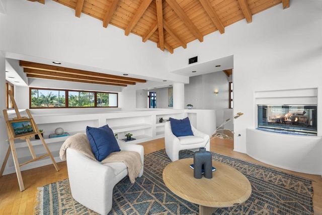 2320 Camino del Collado, La Jolla, CA 92037