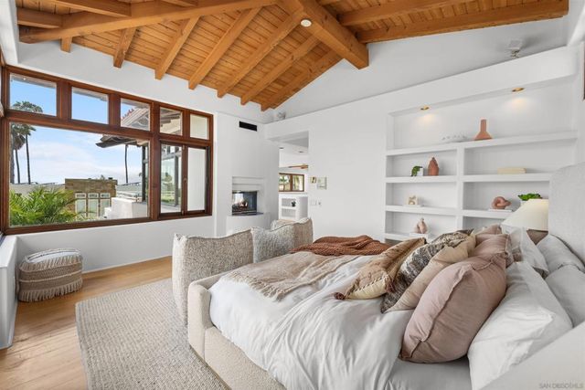 2320 Camino del Collado, La Jolla, CA 92037