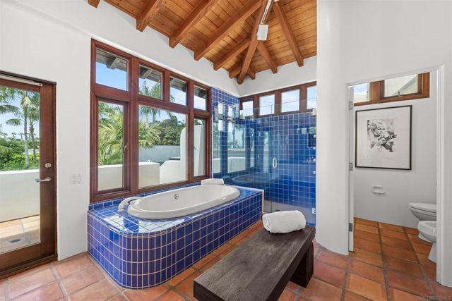 2320 Camino del Collado, La Jolla, CA 92037