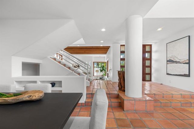 2320 Camino del Collado, La Jolla, CA 92037