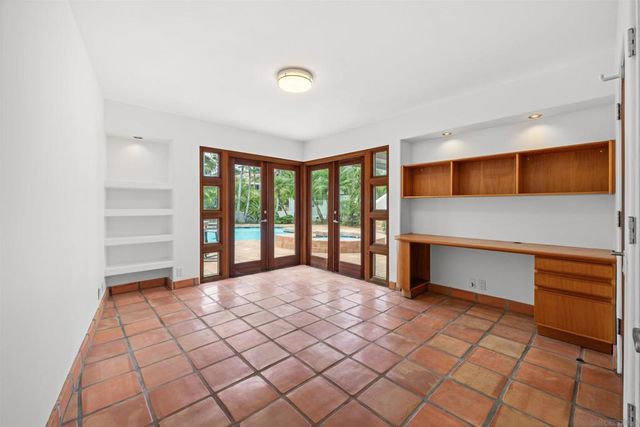 2320 Camino del Collado, La Jolla, CA 92037