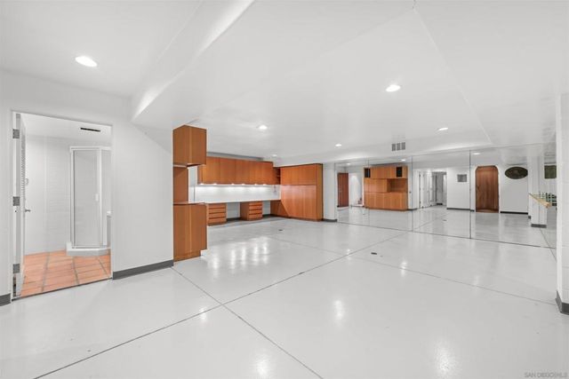 2320 Camino del Collado, La Jolla, CA 92037