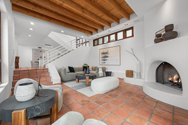2320 Camino del Collado, La Jolla, CA 92037