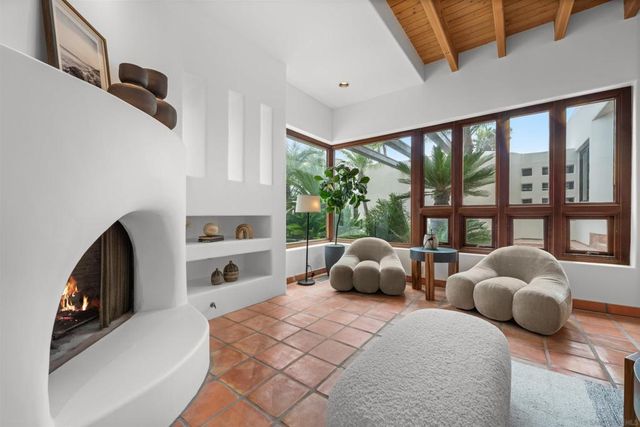 2320 Camino del Collado, La Jolla, CA 92037
