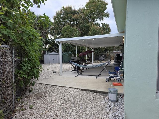 700 SW 28th Ter, Fort Lauderdale, FL 33312