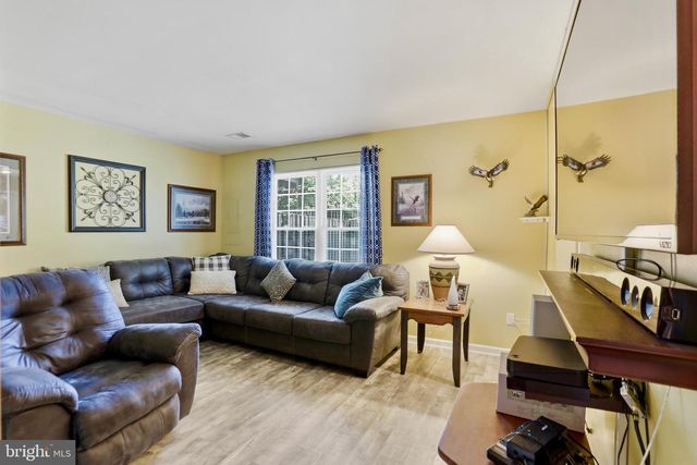 740 HETZEL TER SE, Leesburg, VA 20175