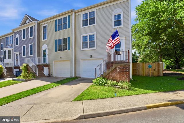 740 HETZEL TER SE, Leesburg, VA 20175