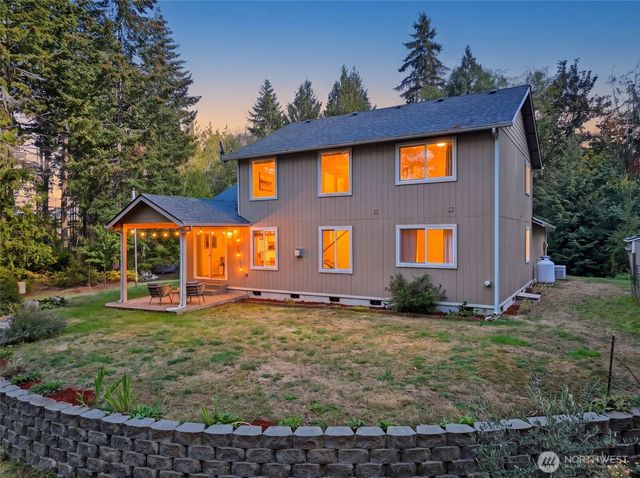 201 E Battles Lane, Grapeview, WA 98546