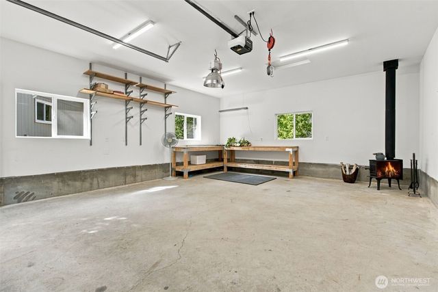 201 E Battles Lane, Grapeview, WA 98546