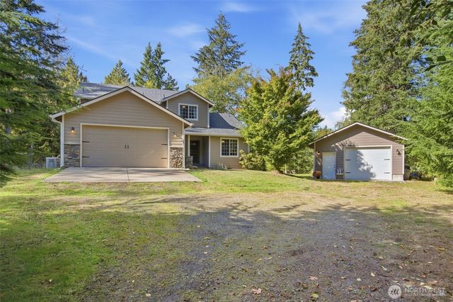 201 E Battles Lane, Grapeview, WA 98546