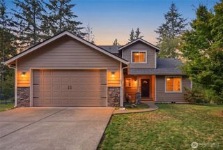 201 E Battles Lane, Grapeview, WA 98546