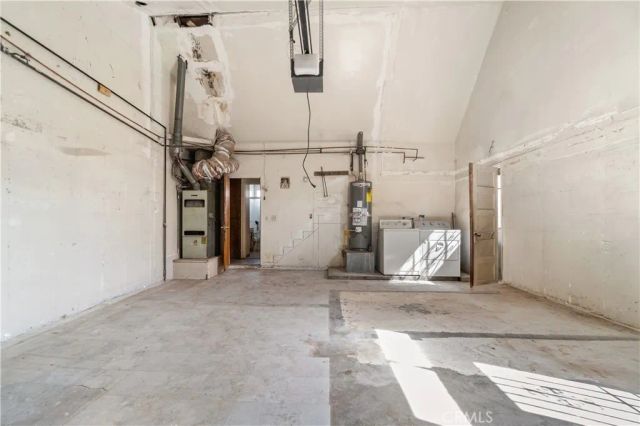 3651 E 56th, Maywood, CA 90270